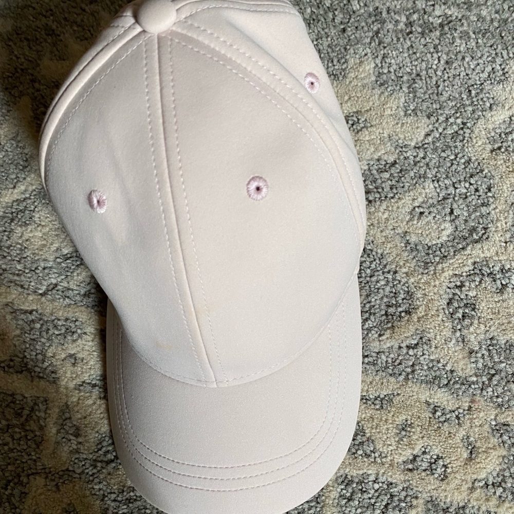 Lululemon running hat